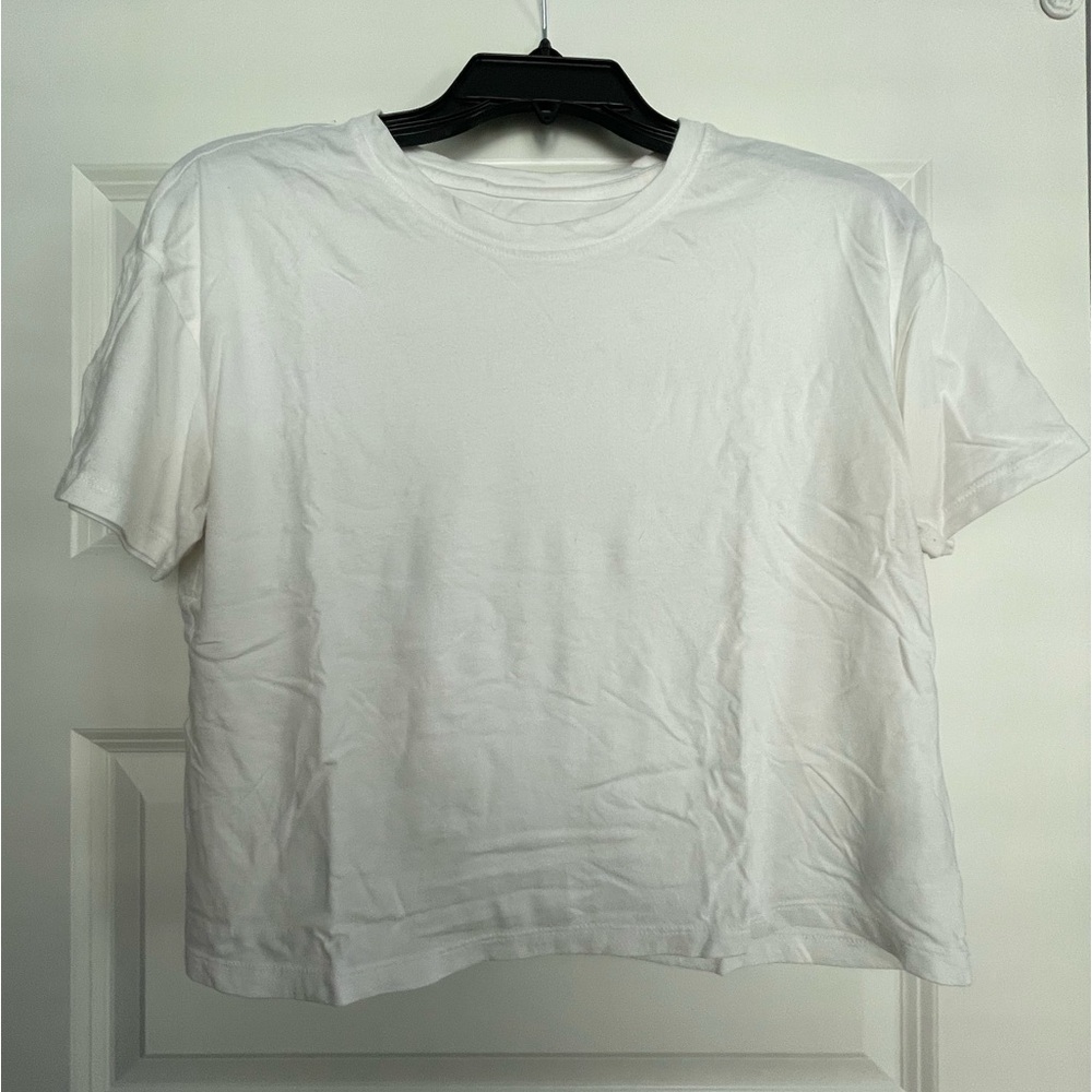 Old Navy cropped white shirt